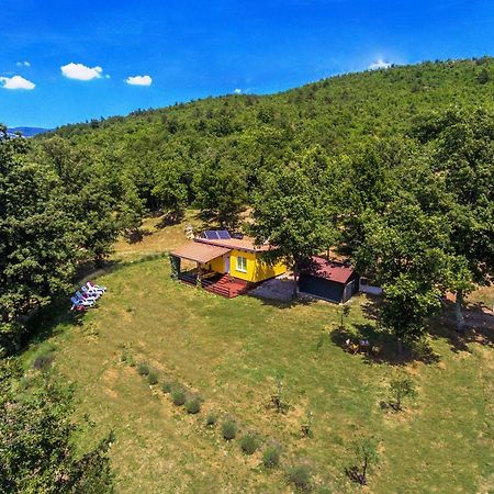 Vacation Home Latini Hum Ngoại thất bức ảnh